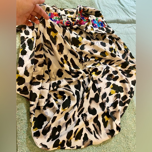 See and Be Seen Leopard Print Dress with Floral Accents - Picture 7 of 9